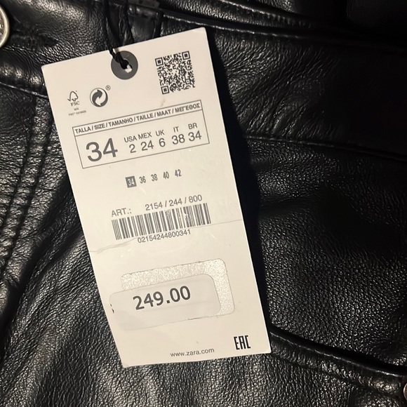Women Zara Leather Pants Limited Edition Size 2